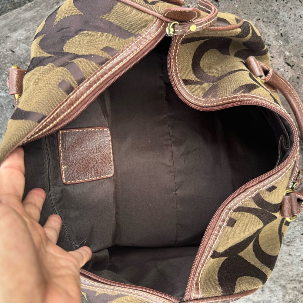 Unbranded Duffle Travel Bag Adjustable Straps Leather Like with Pockets - Picture 11 of 15
